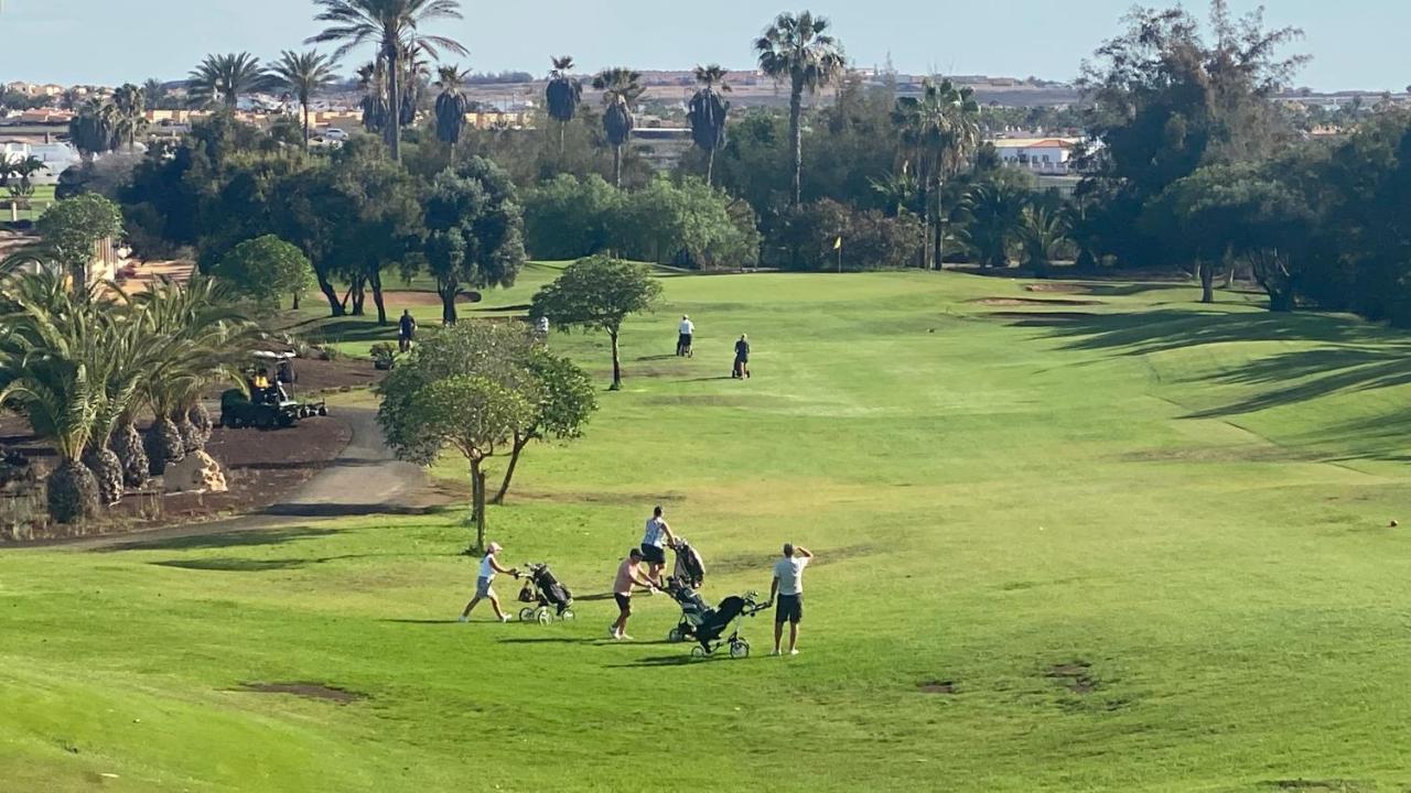 Sunny Luxury Apartment With Two Great Sunny - Level Terraces, Two Swimming Pools, In A New Complex Pueblo Majorero, Close To Fuerteventura Golf Club, Next To The Beach , Atlantico Shopping Mall And Casino In Caleta De Fuste Buitenkant foto